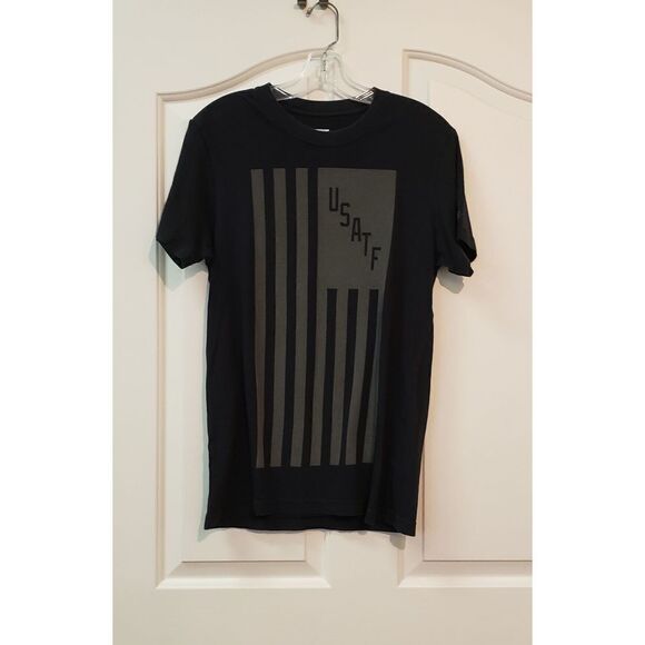 Nike T-Shirt  - Picture 2 of 4